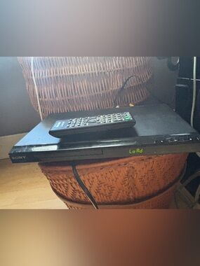 Sony CD/DVD Player DVP-SR400P-Tested